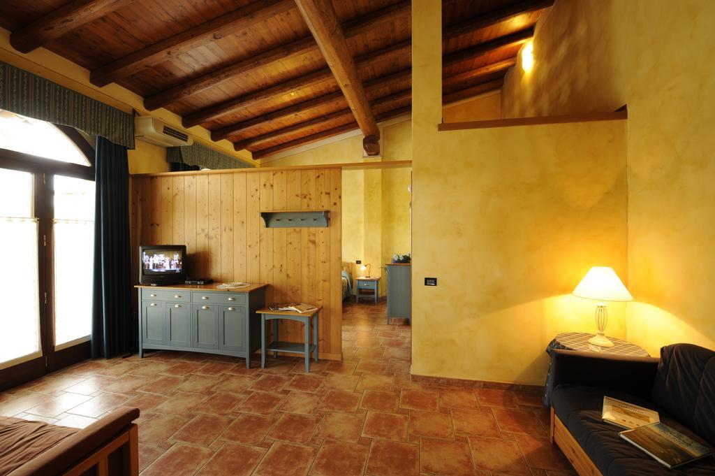 Гостевой дом Agriturismo Gian Galeazzo Visconti Валеджо-суль-Минчо Номер фото